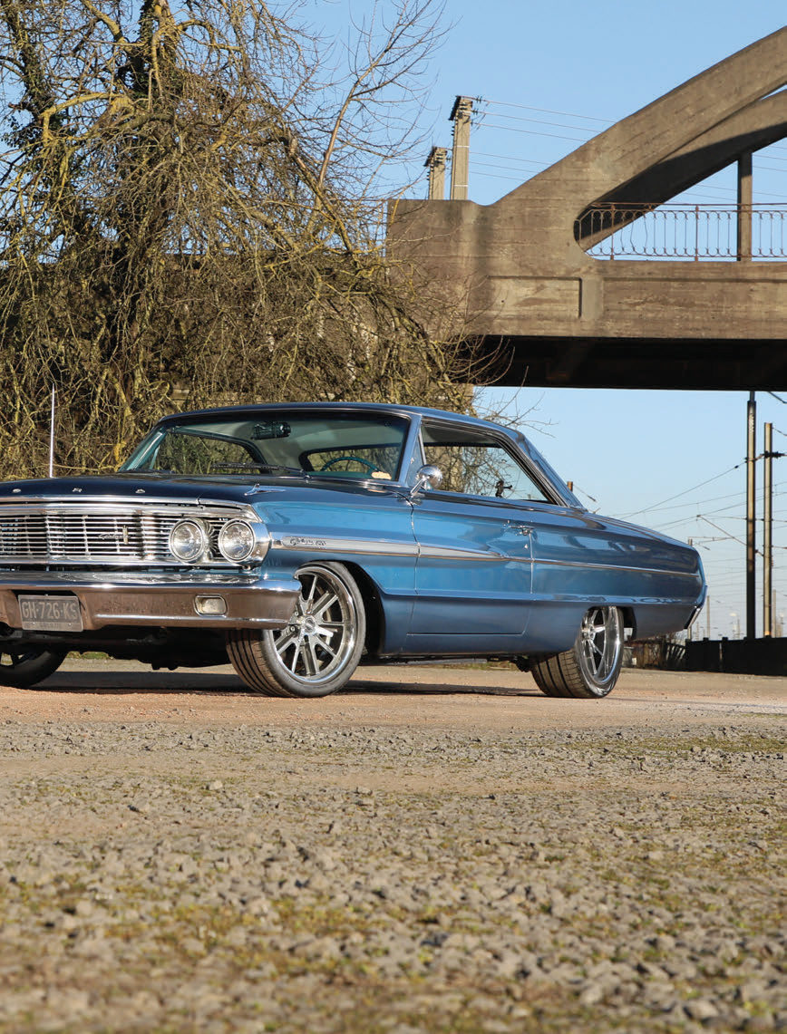 Ford Galaxie 500 1964 — photo 2