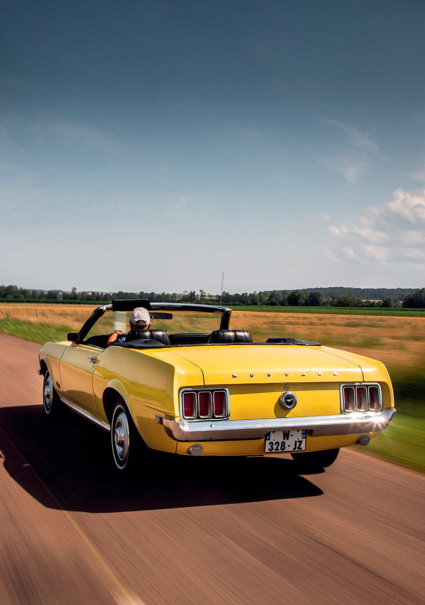 Ford Mustang 351 convertible 19670 — photo 9