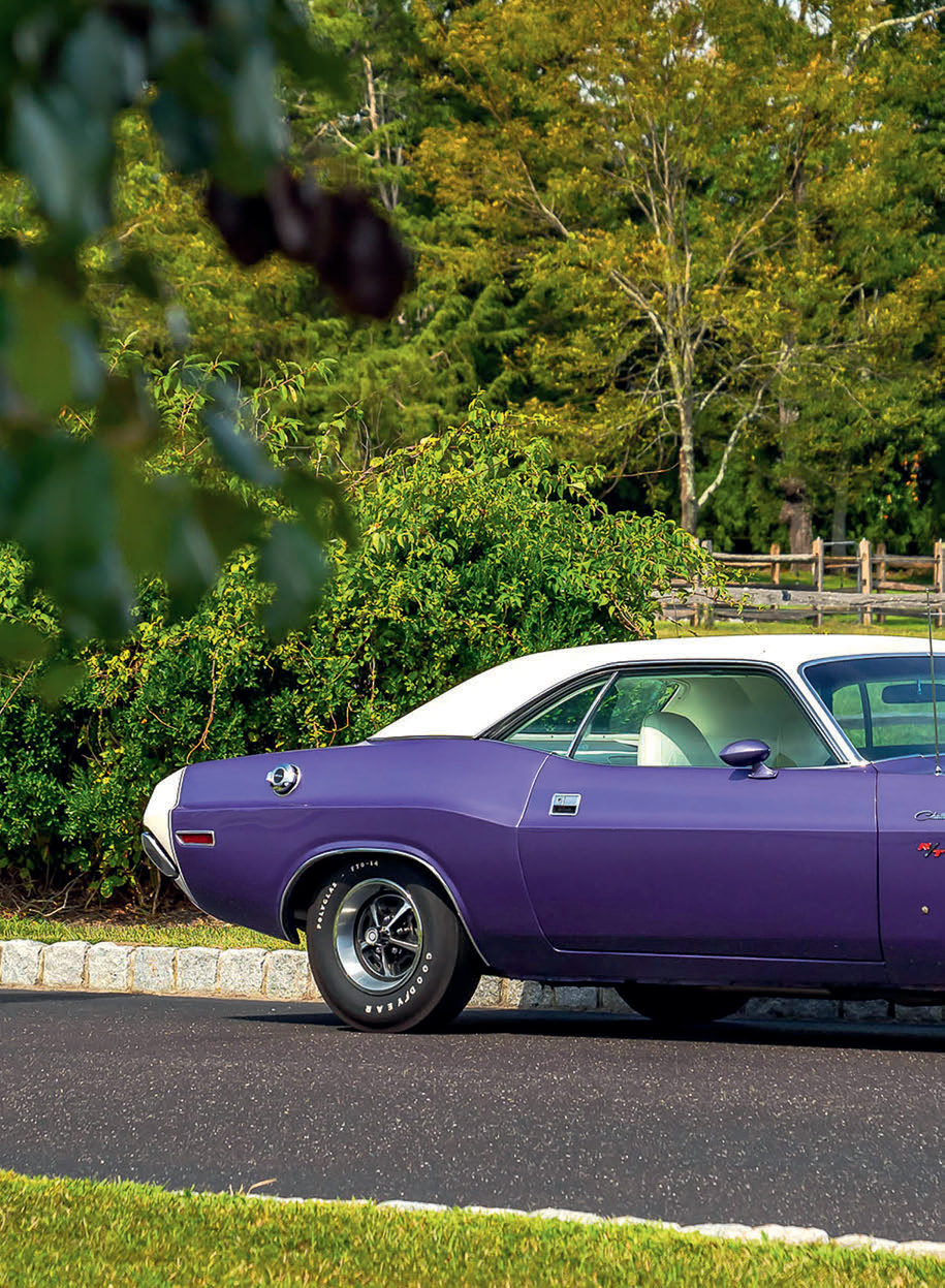 Dodge Challenger R/T 1970 — photo 1