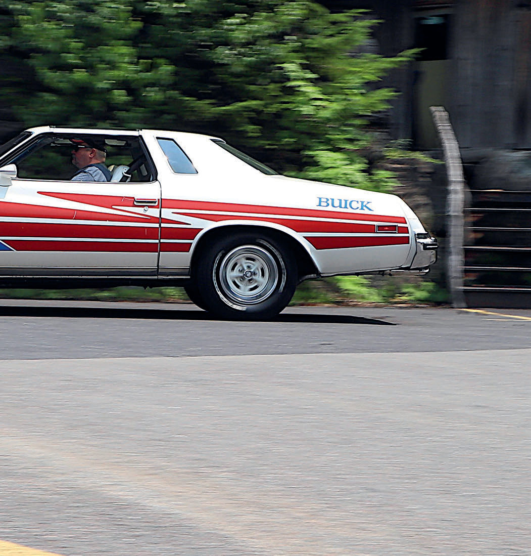 Buick Century Free Spirit 1975 — photo 5