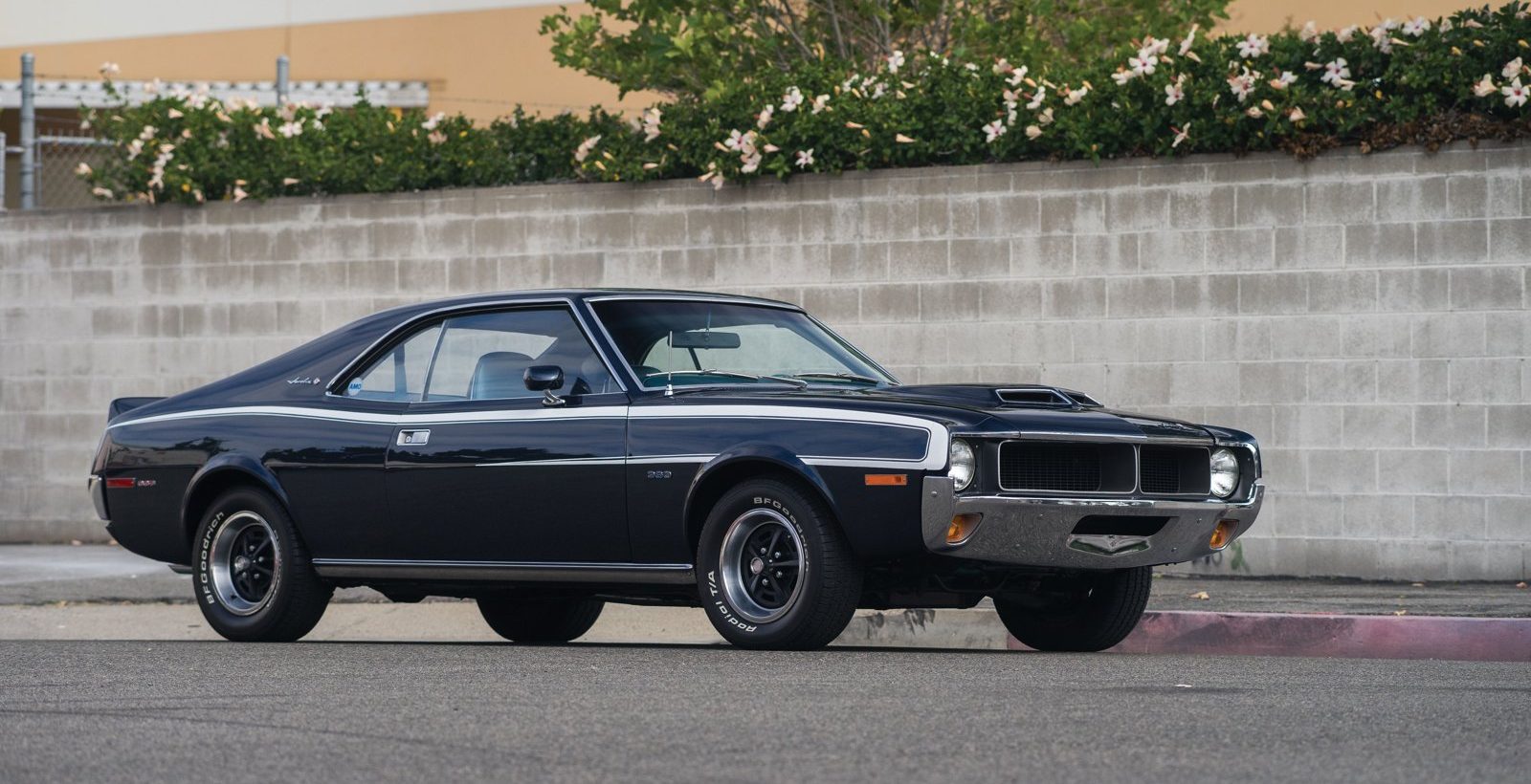 AMC Javelin SST 1968-1971 : guide d’achat, cote et pièges