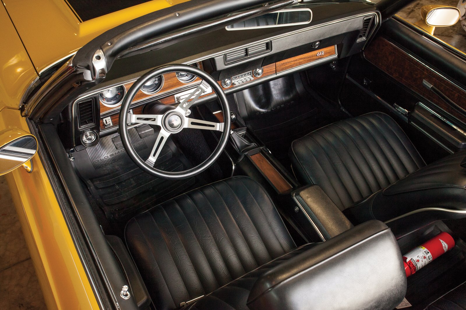Oldsmobile 4-4-2 1968-1972 – photo 3